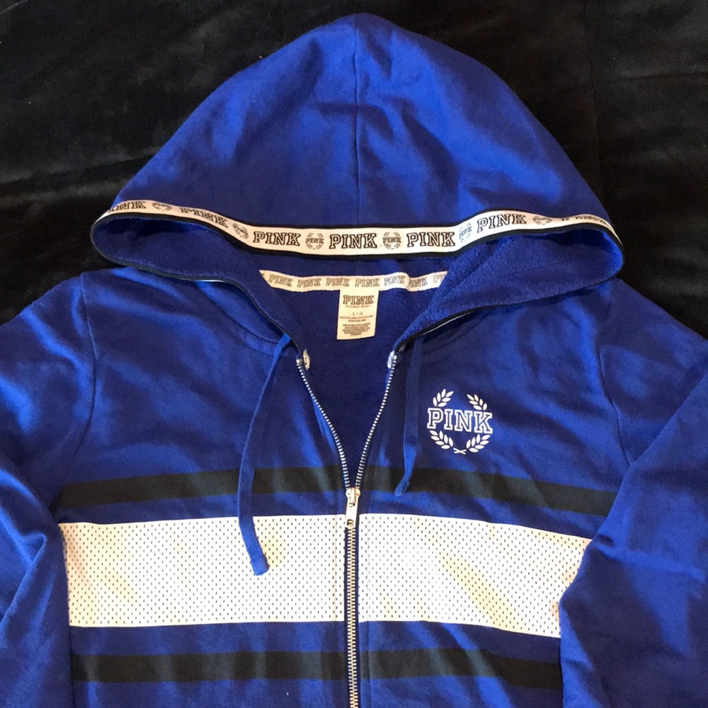 Zip up Victoria’s Secret Pink hoodie